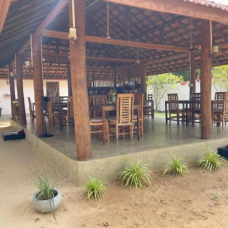 Sea Sand Resort Kalpitiya Esterno foto