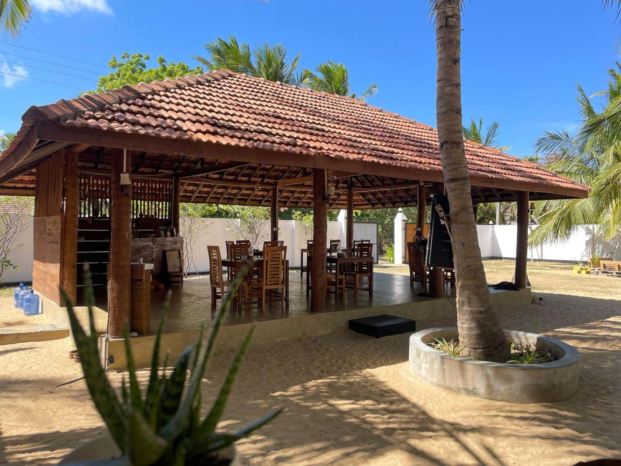 Sea Sand Resort Kalpitiya Esterno foto